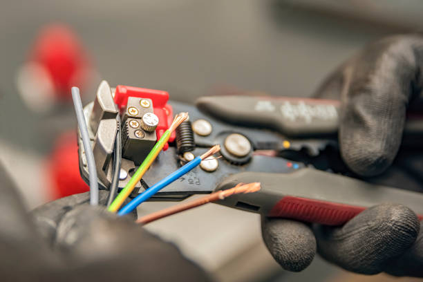 Best Electrical Outlet Repair  in Warroad, MN